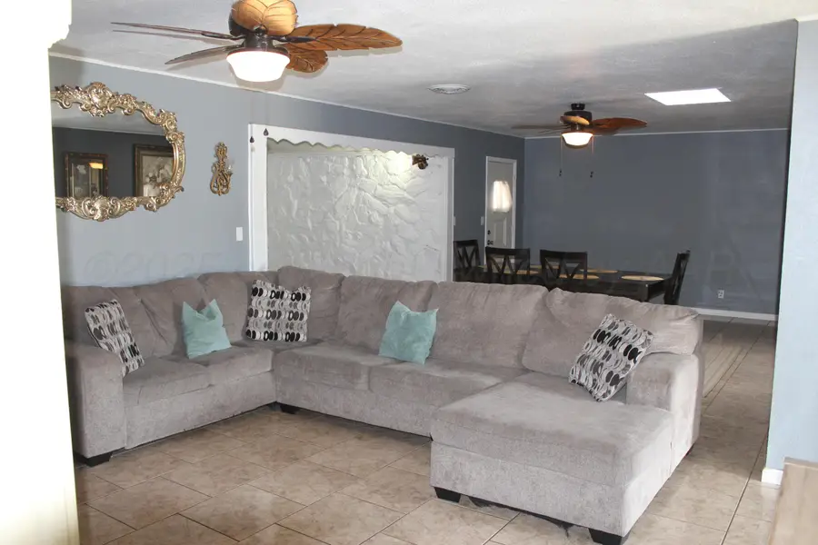 413 Star Street, Hereford, TX 79045 - #2