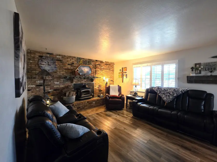 1800 N Zimmers Street, Pampa, TX 79065-3240 - #3