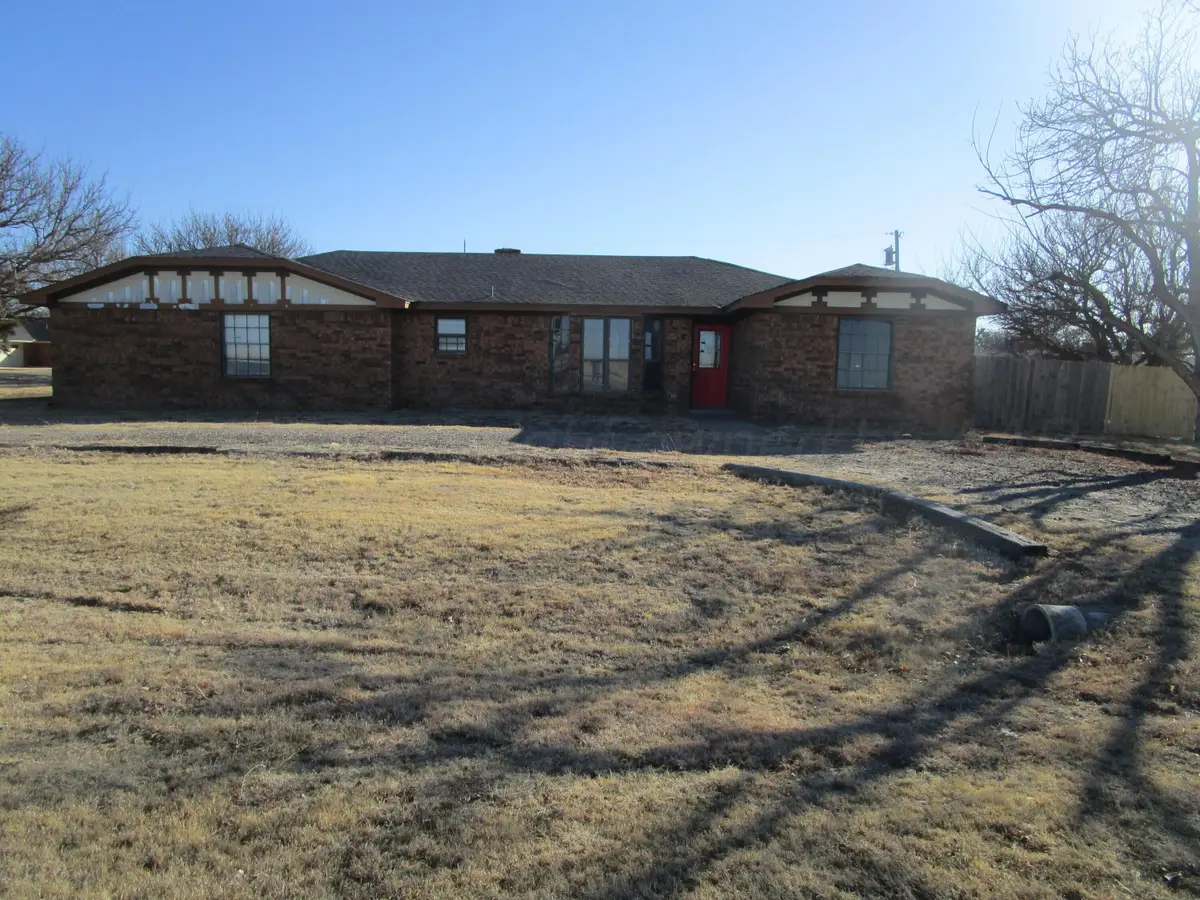 601 Alamo Street, Claude, TX 79019 - #1