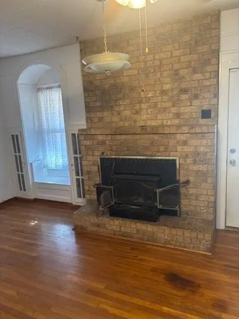 908 Avenue I Nw, Childress, TX 79201 - #3