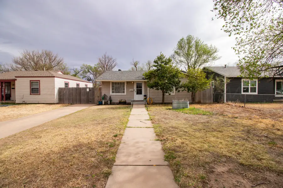 2610 6th Avenue, Canyon, TX 79015-4116 - #2