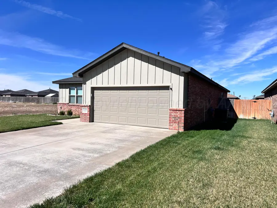 1102 Mesa, Hereford, TX 79045 - #3