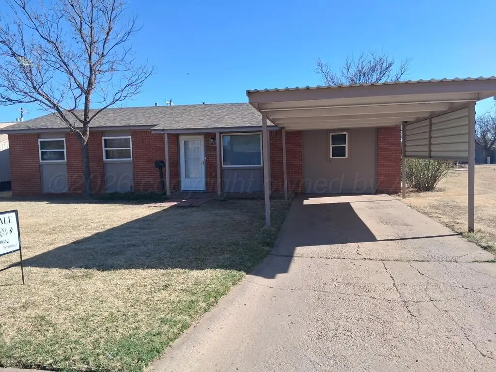 1025 NW 10th Street, Tulia, TX 79088 - #1