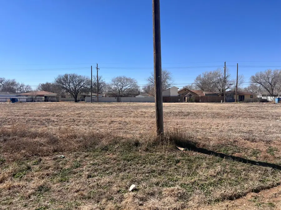 N Whittier Street, Hereford, TX 79045 - #2