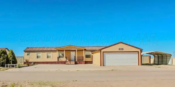 229 Montana Drive, Cactus, TX 79013
