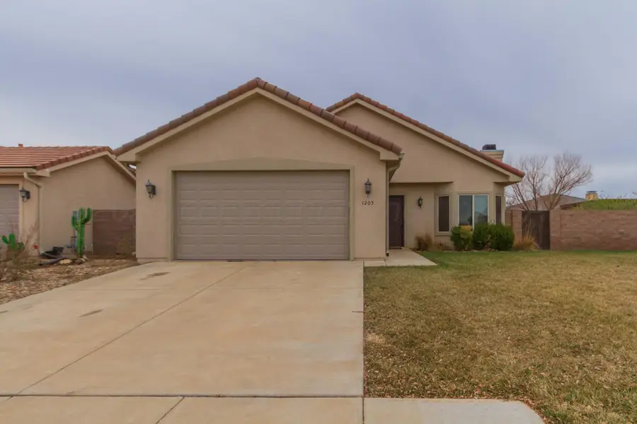 1205 Chardonnay Boulevard, Amarillo, TX 79124-1834 - Image #2