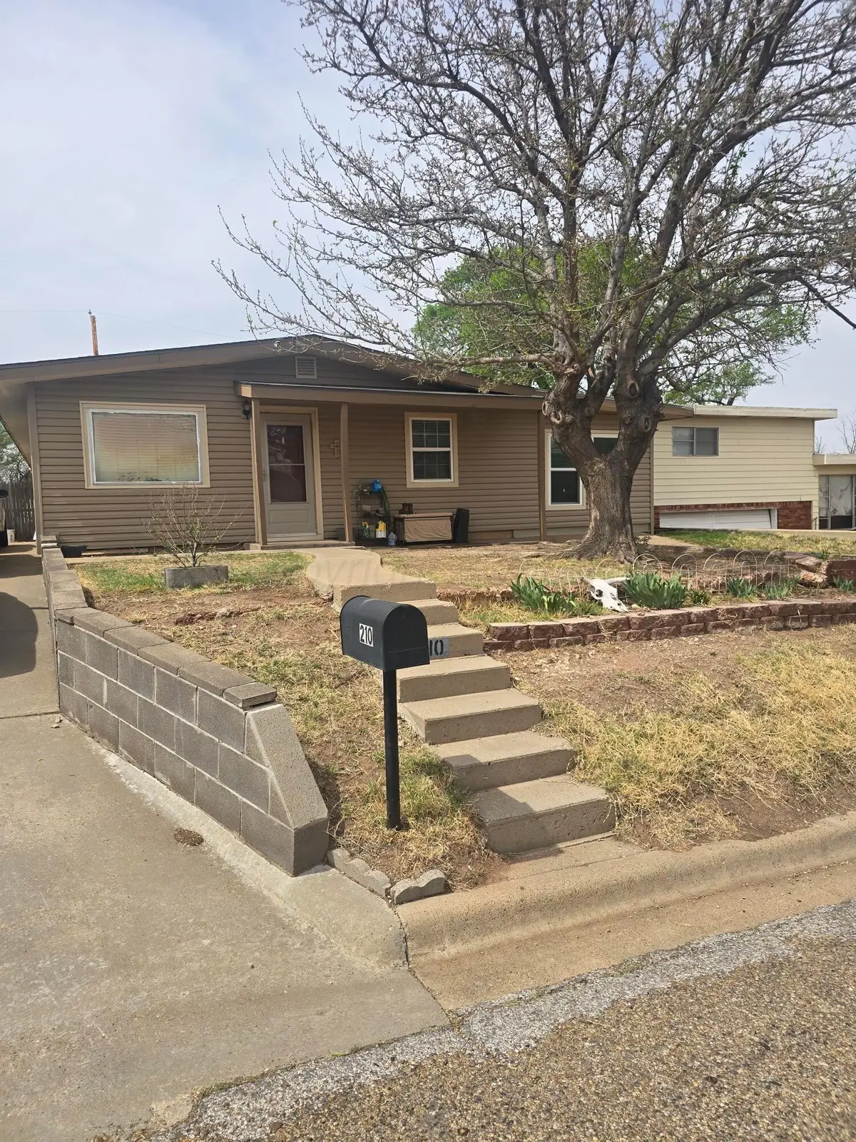 210 Brown Street, Borger, TX 79007 - #1