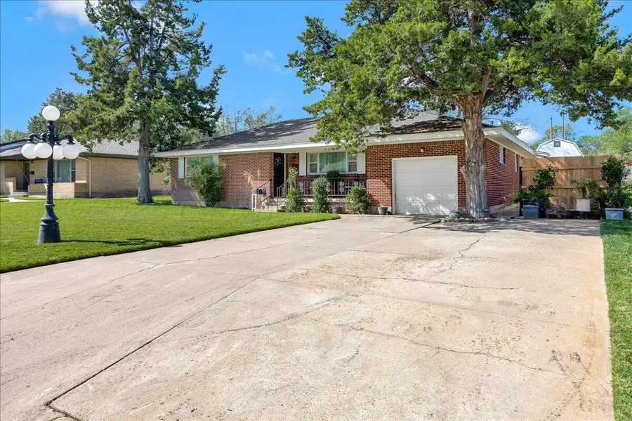 125 N Beverly Drive, Amarillo, TX 79106 - #2