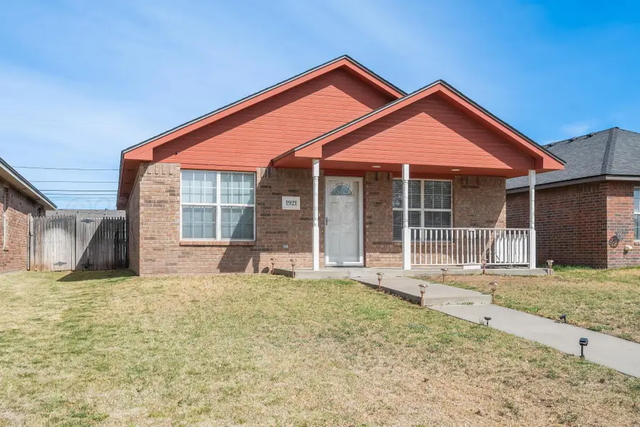 1921 S Fairfield Street, Amarillo, TX 79103 - #2