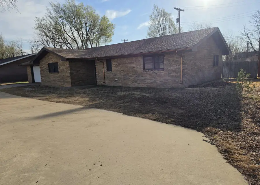 1115 S Bernice Street, Spearman, TX 79081 - #3
