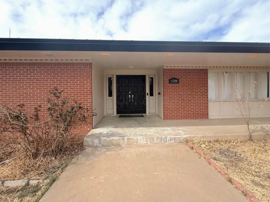 120 Bellaire Avenue, Dumas, TX 79029-3322 - #2