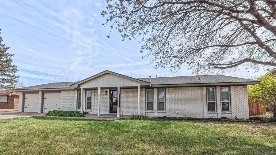 1604 Pecan, Panhandle, TX 79068-1968 - #2