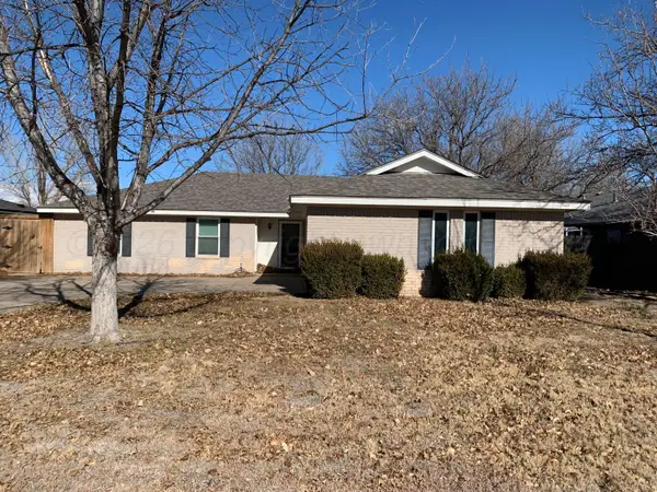 6812 Blacksmith Lane, Amarillo, TX 79109-6804