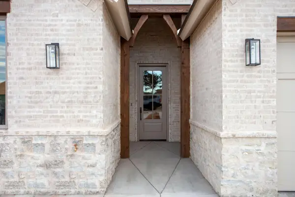 4304 N Rocking Chair Lane, Amarillo, TX 79124-0005