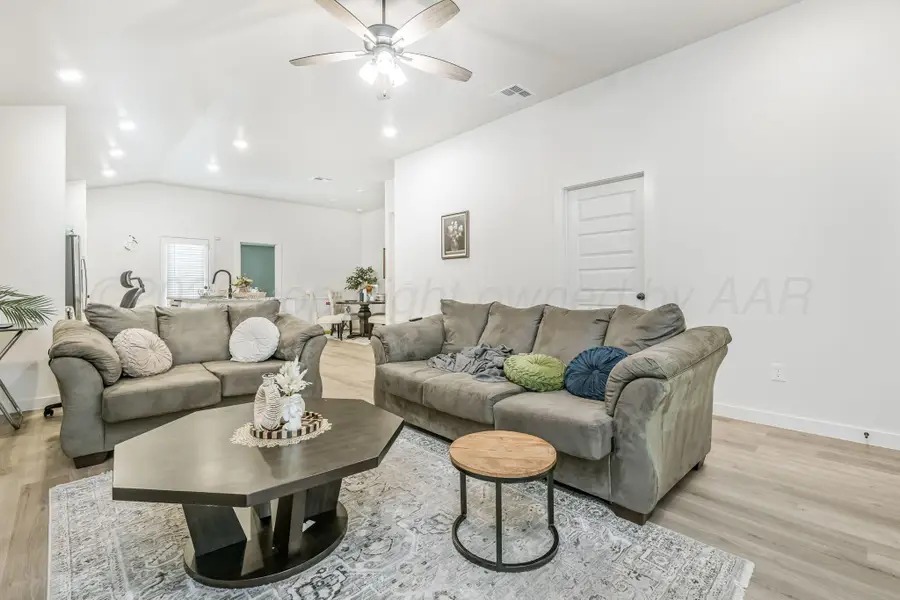 3006 Farmyard Drive, Amarillo, TX 79124-2287 - #3