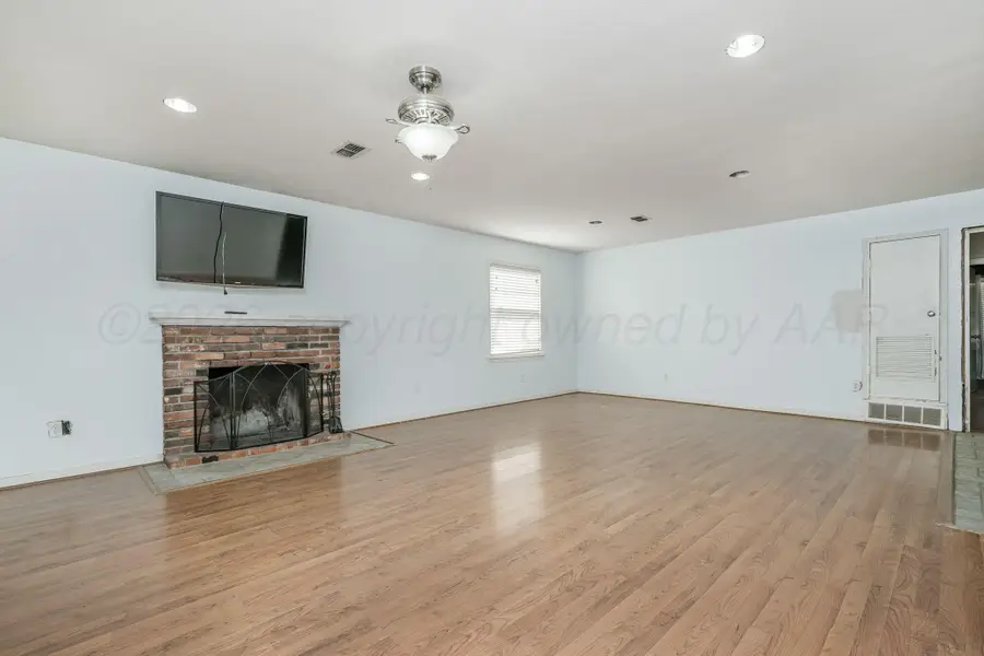 5305 Randolph Road, Amarillo, TX 79106 - #3