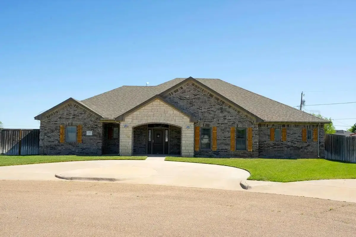 1805 Madison Avenue, Dumas, TX 79029-1128 - #1