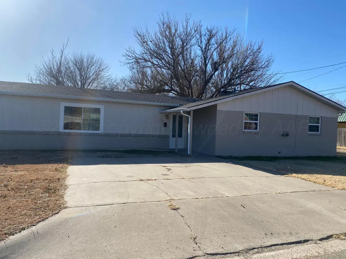 503-507 SW 13th Avenue, Perryton, TX 79070 - #1