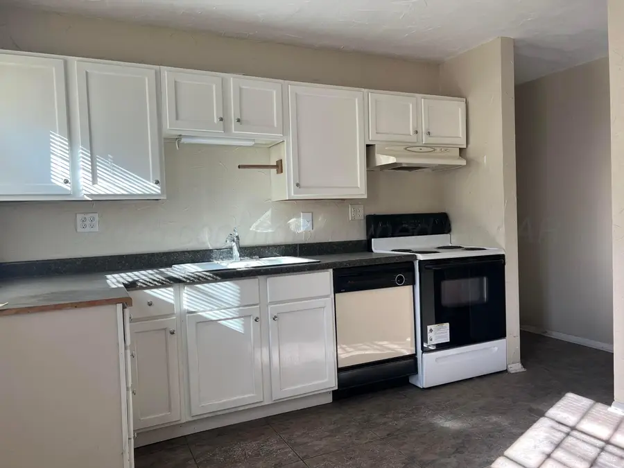 503-507 SW 13th Avenue, Perryton, TX 79070 - #3