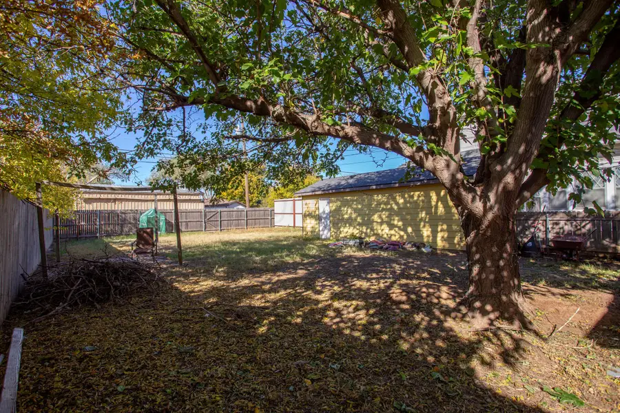 704 S Carolina Street, Amarillo, TX 79106-8724 - Image #2