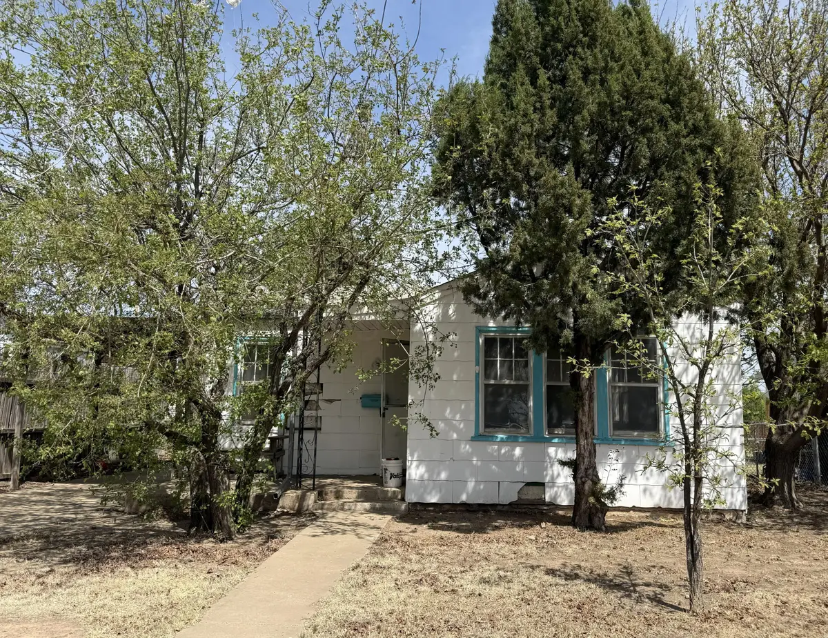 806 N Frost Street, Pampa, TX 79065-5439 - #1