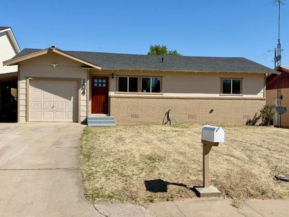 104 Warwick Street, Borger, TX 79007 - #1