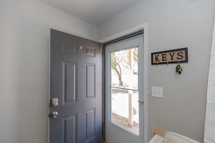 3016 N Grand Street, Amarillo, TX 79107-7442 - #3