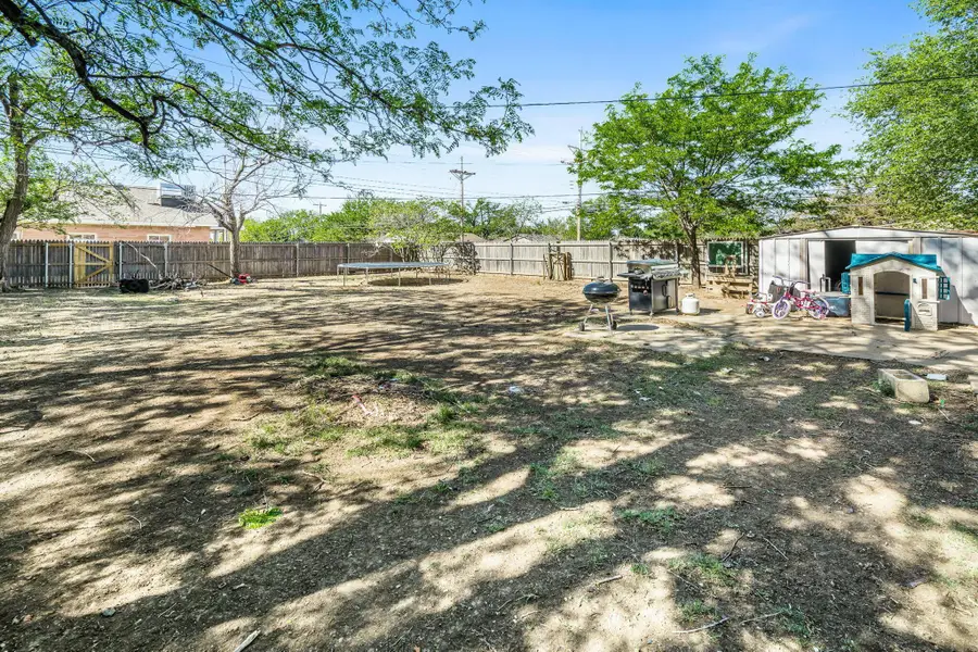 5225 Floyd Avenue, Amarillo, TX 79106-5119 - #3