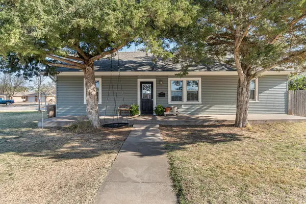 1401 3rd Avenue, Canyon, TX 79015-2735