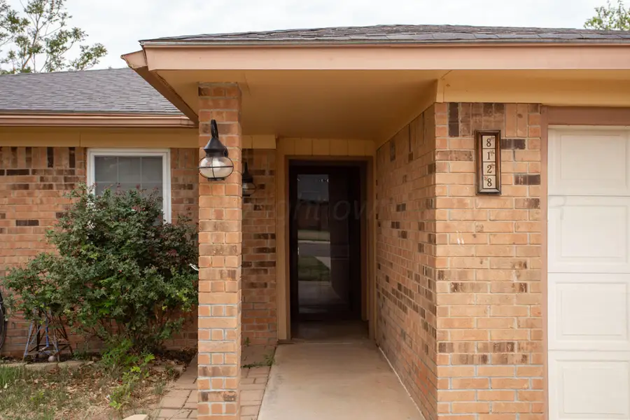 8128 Coronado Trail, Amarillo, TX 79110-4716 - #3
