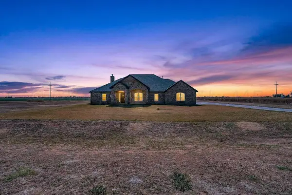 8451 Jonathan David Lane, Amarillo, TX 79119-8019
