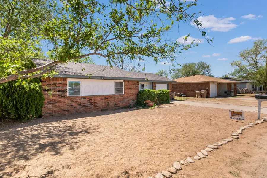 68 Hunsley Road, Canyon, TX 79015-1742 - #2