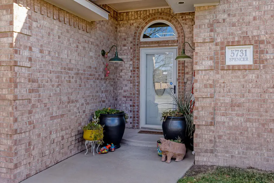 5731 Spencer Street, Amarillo, TX 79109-7448 - Image #2