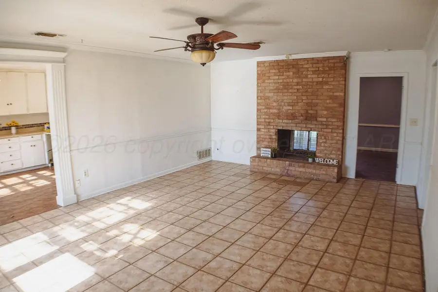 4203 S Bonham Street, Amarillo, TX 79110-1813 - #3