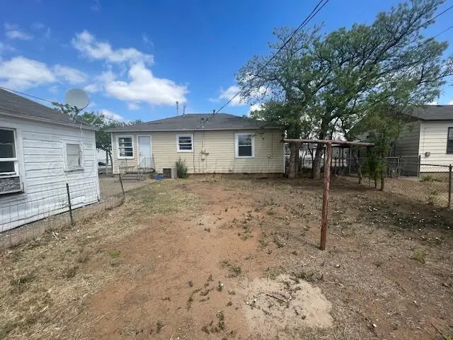 311 N Palo Duro, Amarillo, TX 79106-5316 - #2