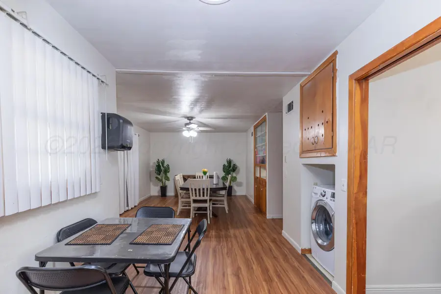 224 Powell Avenue, Dumas, TX 79029-4122 - Image #3