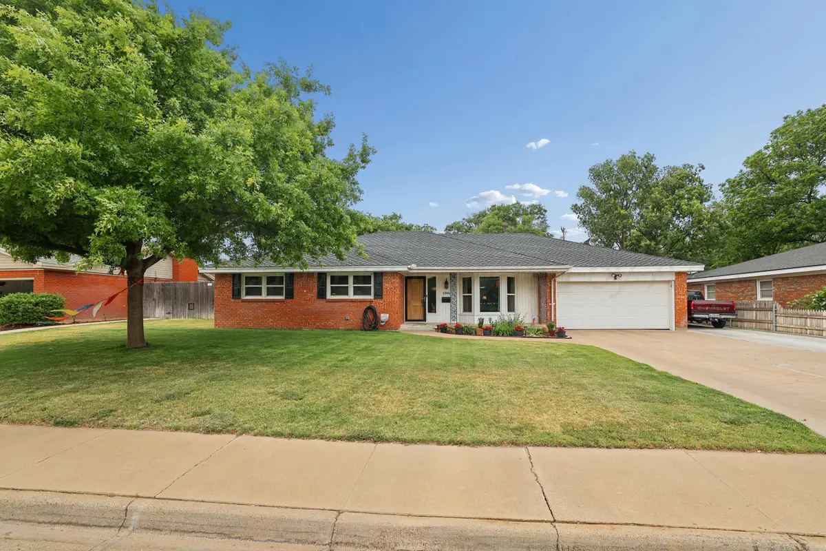 2904 Teckla Boulevard, Amarillo, TX 79106-6138 - #1