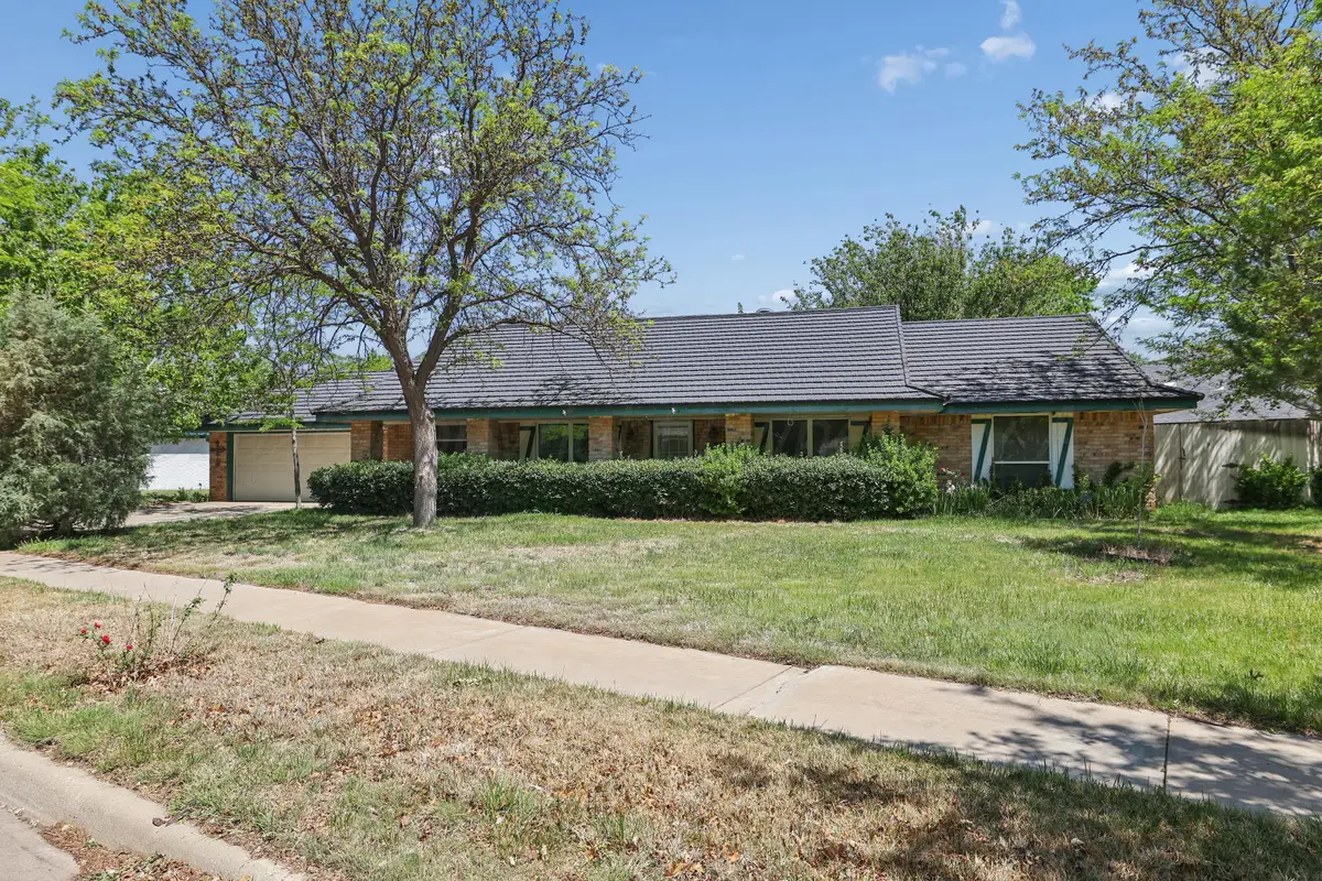 6112 Ridgewood Drive, Amarillo, TX 79109 - #1