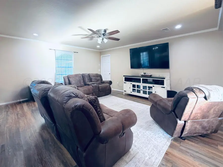 722 Prairie Avenue, Dumas, TX 79029 - #3