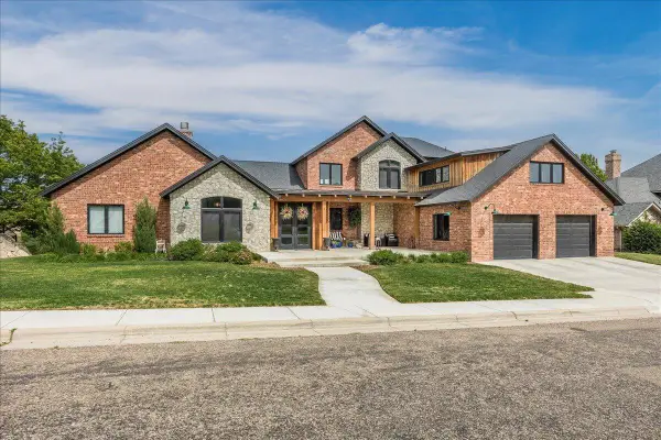 8 Cypress Point, Amarillo, TX 79124-4911