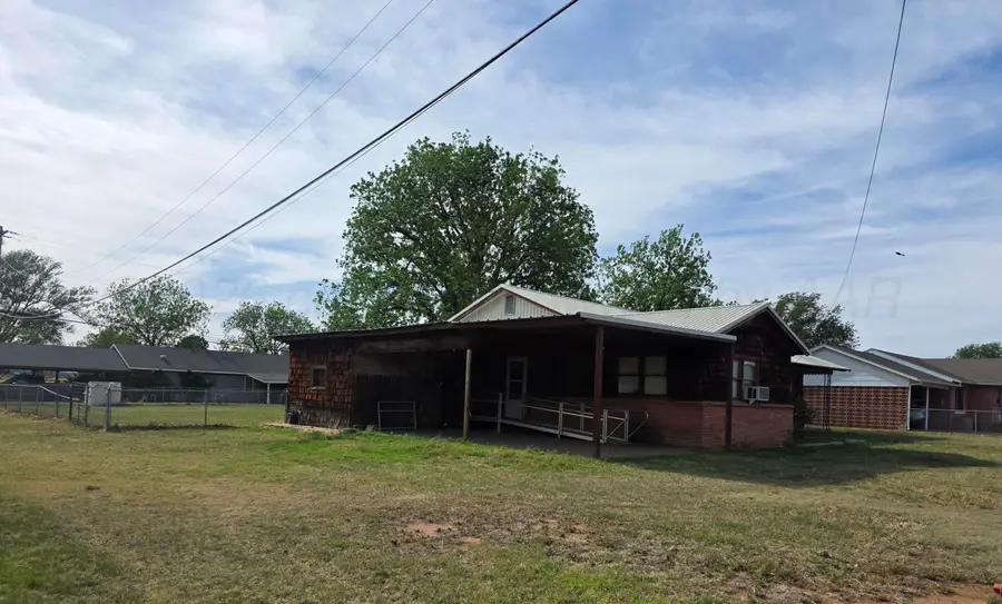 1303 N 17th Street, Memphis, TX 79245 - #3