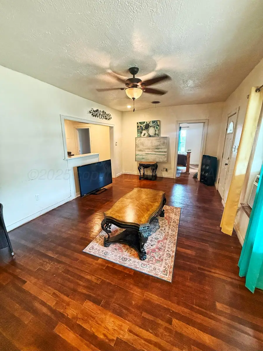 219 Aspen Street, Farnsworth, TX 79033 - Image #2