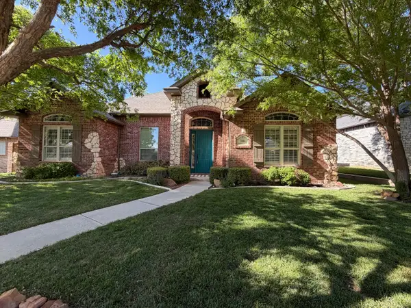 7404 Cobblestone Drive, Amarillo, TX 79119-6250