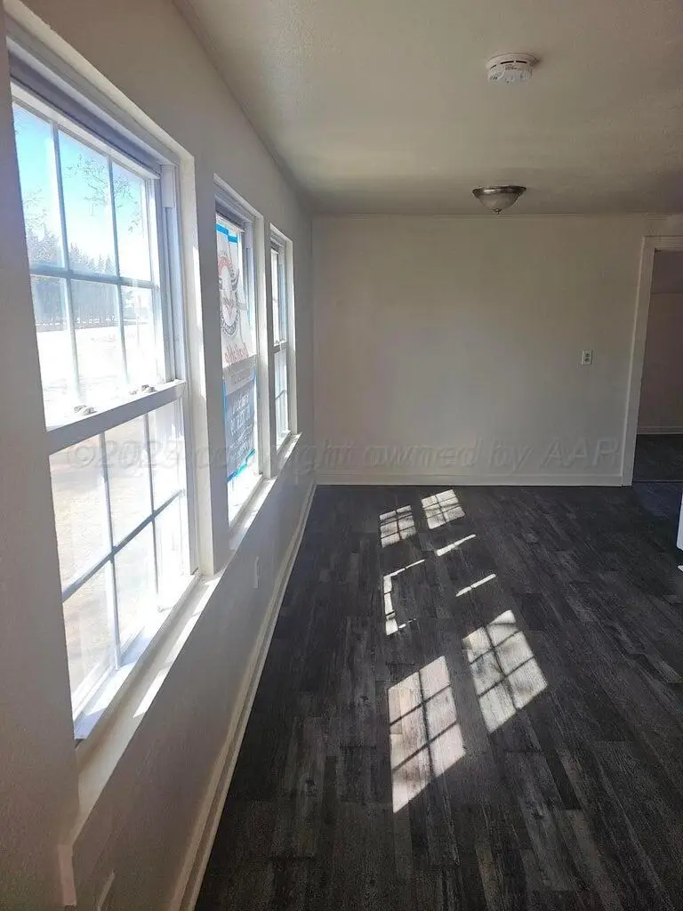 106 E Main Street, Vega, TX 79092 - #3