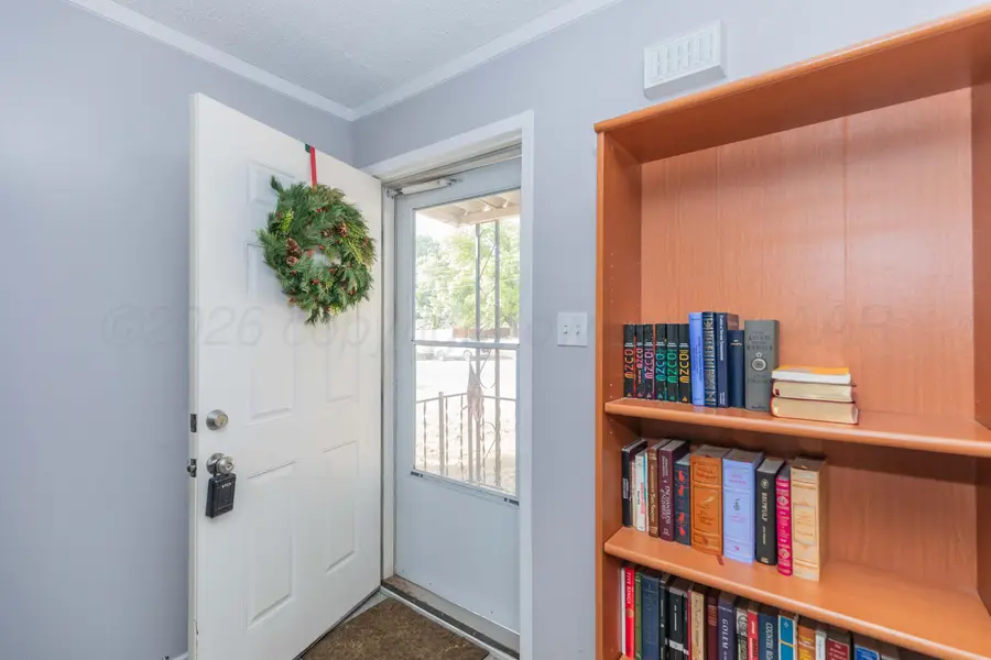 720 W 4th Street, Clarendon, TX 79226 - #3