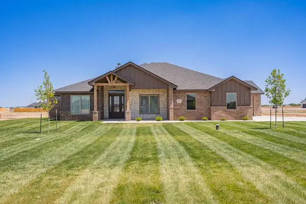 9881 Copper Creek Drive, Amarillo, TX 79119-8141