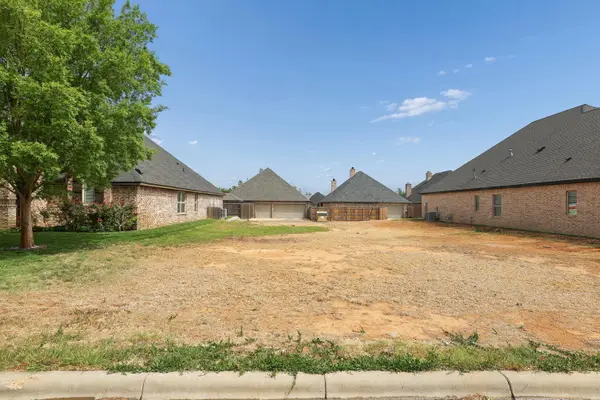 6831 Marika Circle, Amarillo, TX 79124