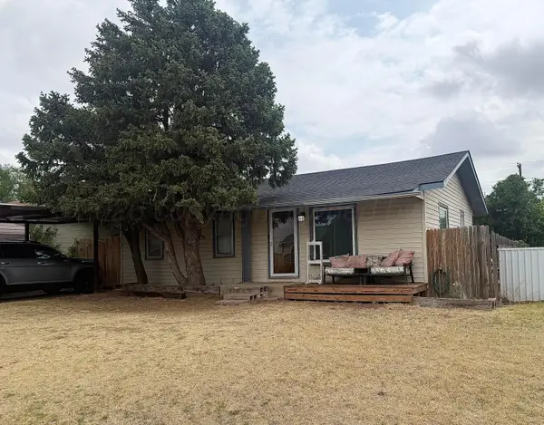 325 Stewart, Stinnett, TX 79083