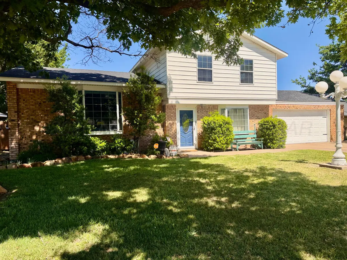 219 Inverness Street, Borger, TX 79007 - #1