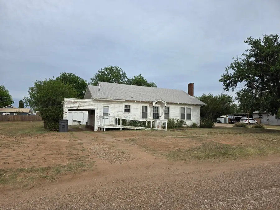 1217 11th Street, Paducah, TX 79248 - #2